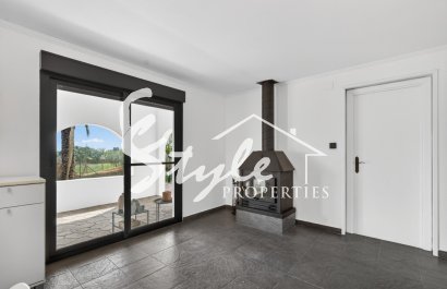 Resale - Villa - Alicante - Santa Pola