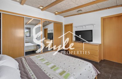 Resale - Villa - Alicante - Santa Pola