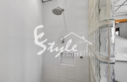 Resale - Villa - Alicante - Santa Pola