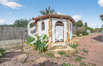 Resale - Villa - Alicante - Santa Pola
