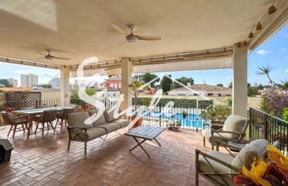 Вторичное жилье - Вилла - Кампоамор