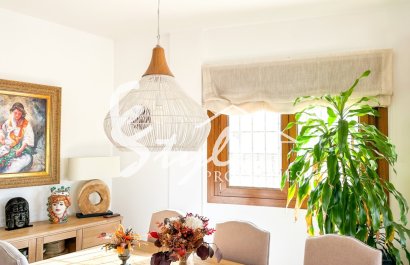 Вторичное жилье - Вилла - Кампоамор