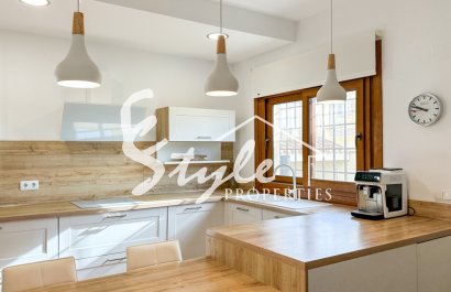 Вторичное жилье - Вилла - Кампоамор