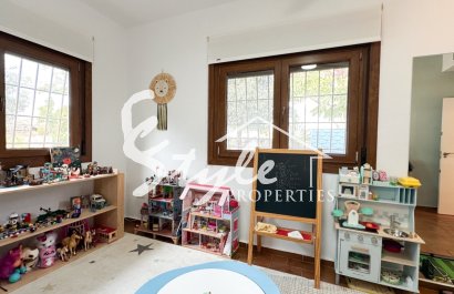 Вторичное жилье - Вилла - Кампоамор