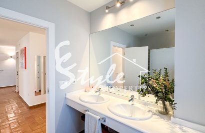 Вторичное жилье - Вилла - Кампоамор