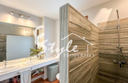 Вторичное жилье - Вилла - Кампоамор