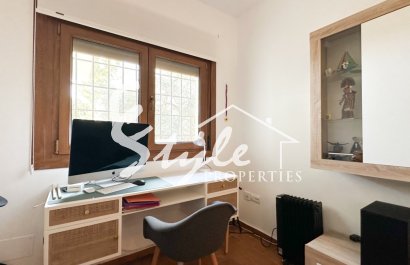 Вторичное жилье - Вилла - Кампоамор