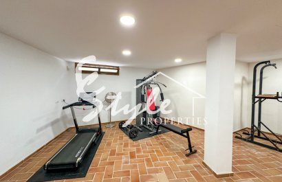 Вторичное жилье - Вилла - Кампоамор