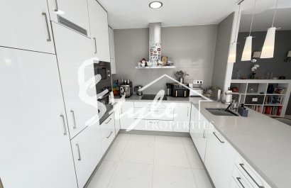 Resale - Villa - Villamartin, Orihuela Costa - Villamartin