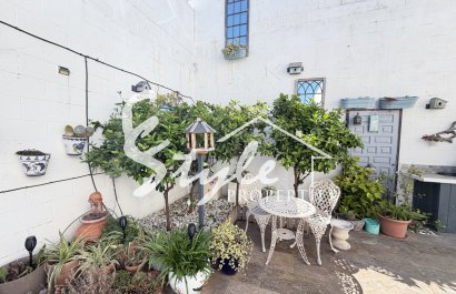 Resale - Villa - Villamartin, Orihuela Costa - Villamartin