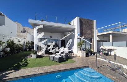 Resale - Villa - Villamartin, Orihuela Costa - Villamartin