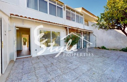 Resale - Apartamento - Villamartin, Orihuela Costa