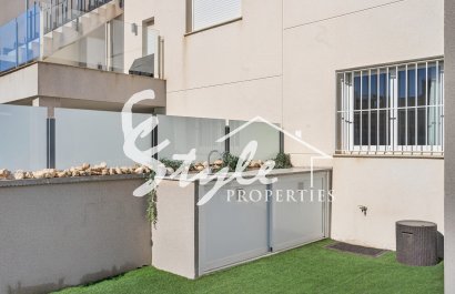 Resale - Apartamento - Torrevieja - Aguas Nuevas
