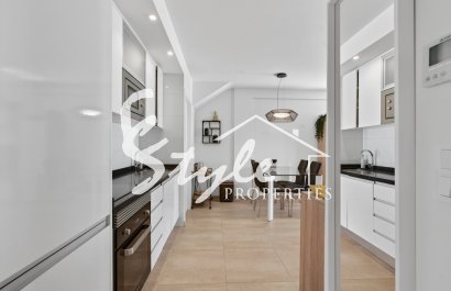 Resale - Apartamento - Torrevieja - Aguas Nuevas