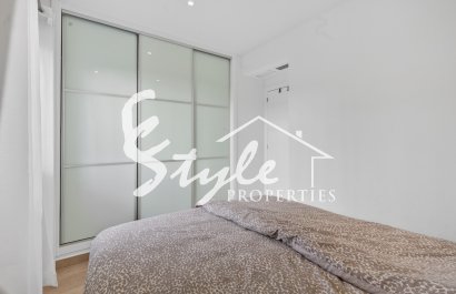 Resale - Apartamento - Torrevieja - Aguas Nuevas