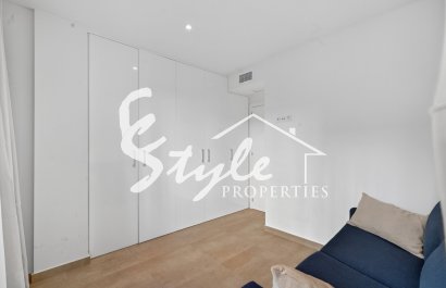 Resale - Apartamento - Torrevieja - Aguas Nuevas