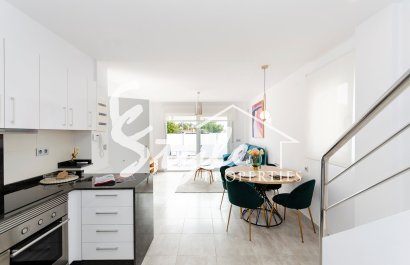 Новостройки - Adosado - Torrevieja - Торревьеха