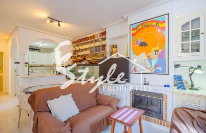 Se vende soleado apartamento en planta baja en Las Barcas, Punta Prima, Costa Blanca. ID3422