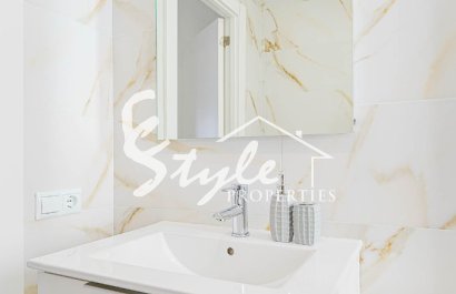 Resale - Apartamento - Torrevieja