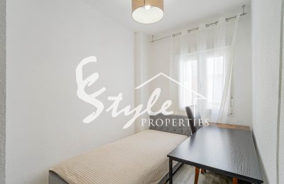 Resale - Apartamento - Torrevieja