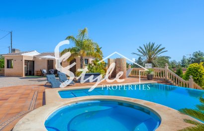 Вторичное жилье - Finca Country Property - Crevillente