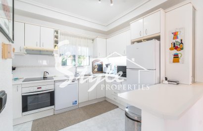 Resale - Villa - Orihuela-Costa - La Zenia