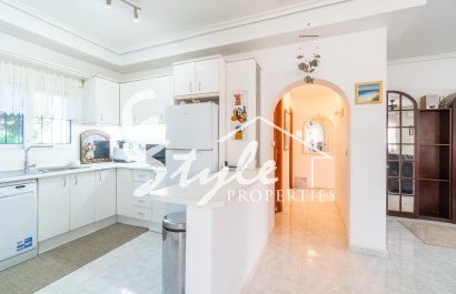 Resale - Villa - Orihuela-Costa - La Zenia