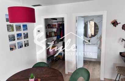 Reventa - Adosado - LOS MONTESINOS - La Herada