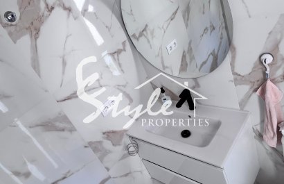 Reventa - Adosado - LOS MONTESINOS - La Herada