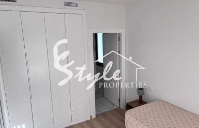 Reventa - Adosado - LOS MONTESINOS - La Herada