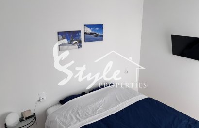 Reventa - Adosado - LOS MONTESINOS - La Herada