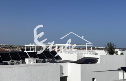 Reventa - Adosado - LOS MONTESINOS - La Herada