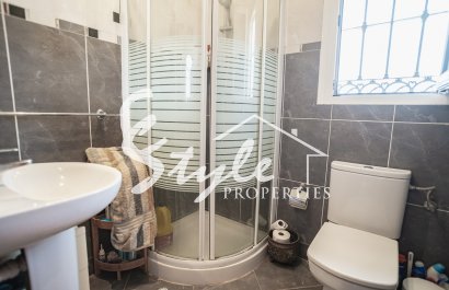 Reventa - Villa - Torrevieja - Los Balcones