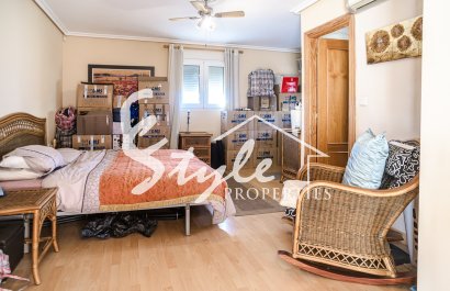 Reventa - Villa - Torrevieja - Los Balcones