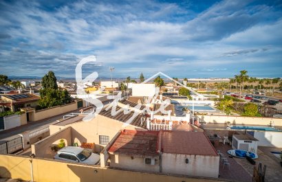 Reventa - Villa - Torrevieja - Los Balcones