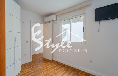 Resale - Apartamento - Torrevieja