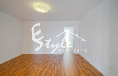 Resale - Apartamento - Torrevieja