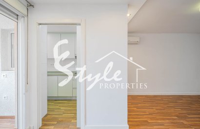 Resale - Apartamento - Torrevieja