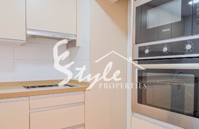 Resale - Apartamento - Torrevieja