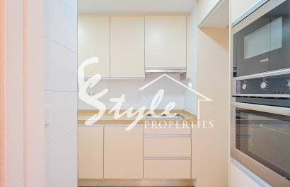 Resale - Apartamento - Torrevieja