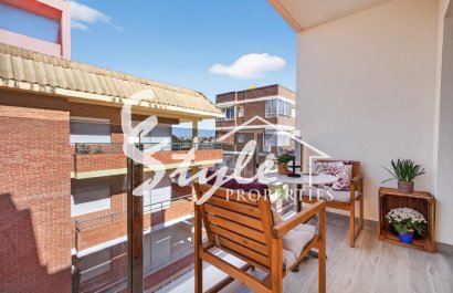 Resale - Apartamento - Torrevieja - Playa de los Locos