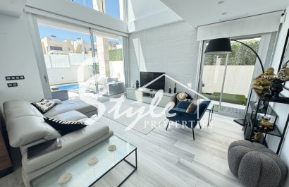 Вторичное жилье - Вилла - Lomas de Cabo Roig - Ломас де Кабо Роиг