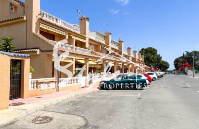 Reventa - Adosado - Los Altos