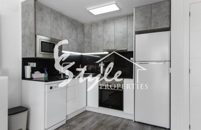 Resale - Apartamento - Torrevieja - Lago Jardin