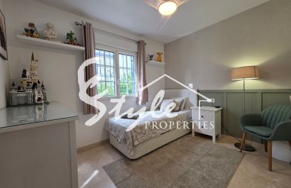 Вторичное жилье - Apartamento - Villamartin, Orihuela Costa - Вилламартин