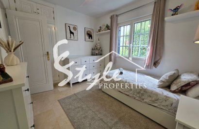 Вторичное жилье - Apartamento - Villamartin, Orihuela Costa - Вилламартин