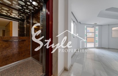 Resale - Apartamento - Orihuela-Costa - Playa Flamenca