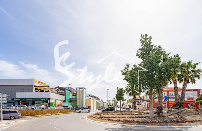 Resale - Apartamento - Orihuela-Costa - Los Dolses
