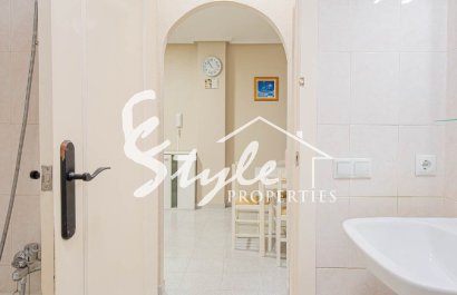 Resale - Apartamento - Torrevieja