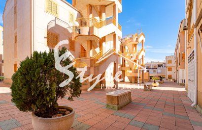 Resale - Apartamento - Torrevieja